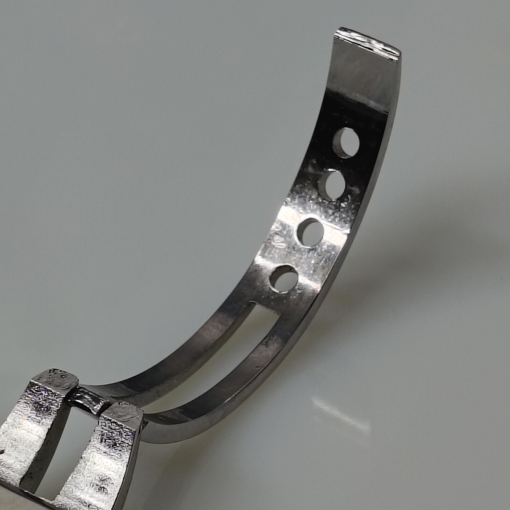 Kimio Black and Silver Quartz Watch - Picture 7 of 9